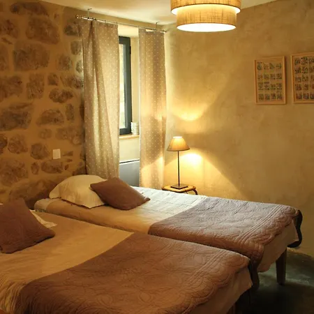Loft Avec Terrasse Panoramique Holiday home Chirols